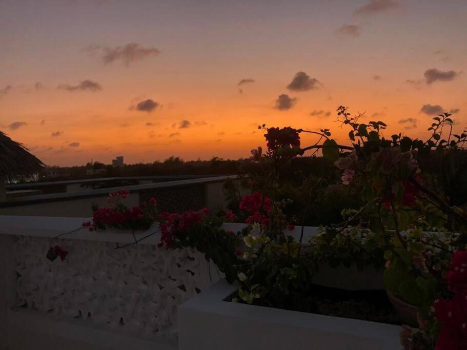 White Villa - Paparemo Beach Ватаму Екстериор снимка