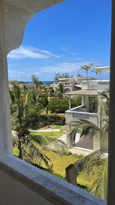 White Villa - Paparemo Beach Ватаму Екстериор снимка