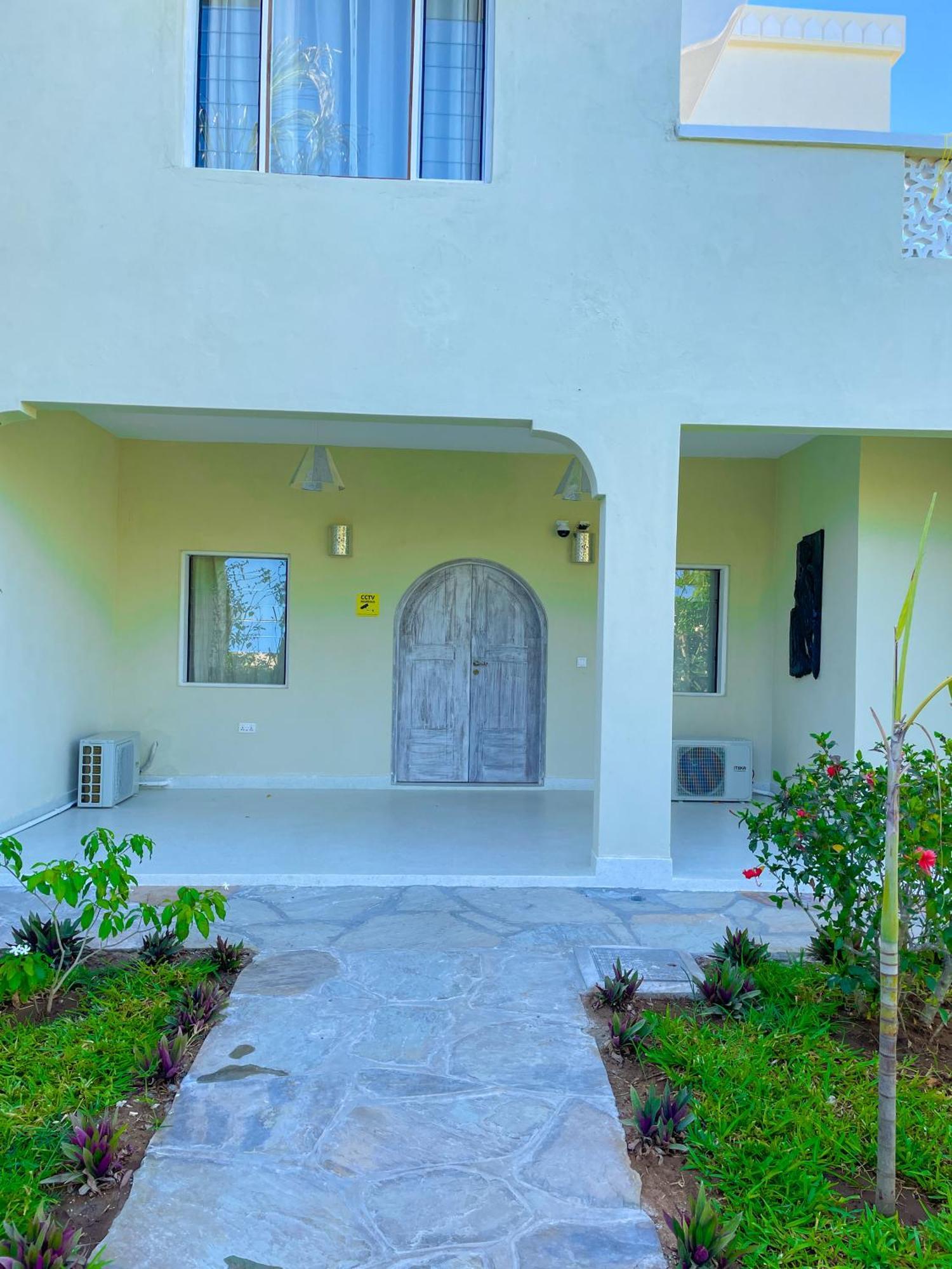 White Villa - Paparemo Beach Ватаму Екстериор снимка